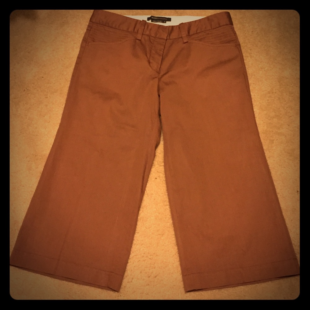 BCBG MaxAzria Amber Cropped Dress Pant.